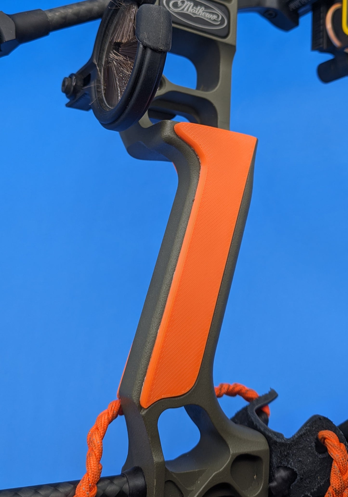Compound Bow Grip Side Plates - Compatible with Mathews Bows
